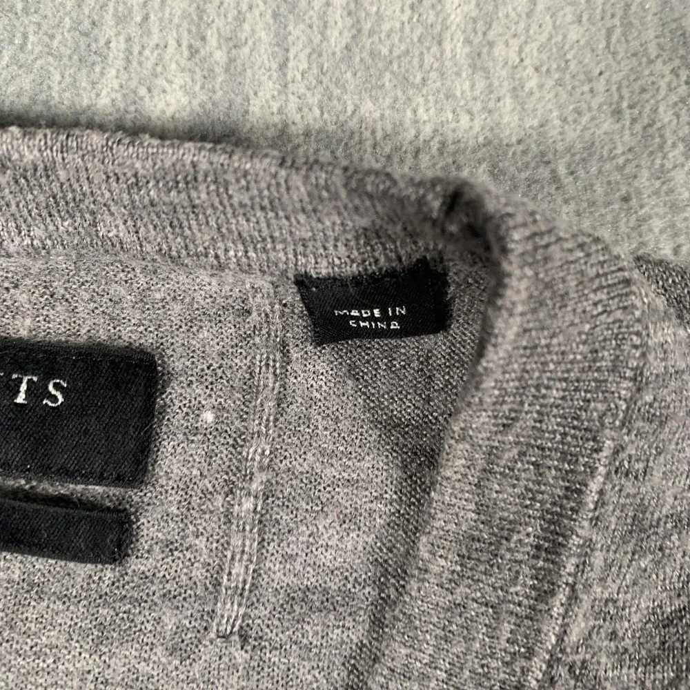 AllSaints Sweater Mens Extra‎ Large Gray 100% Merino Wool Crewneck Logo